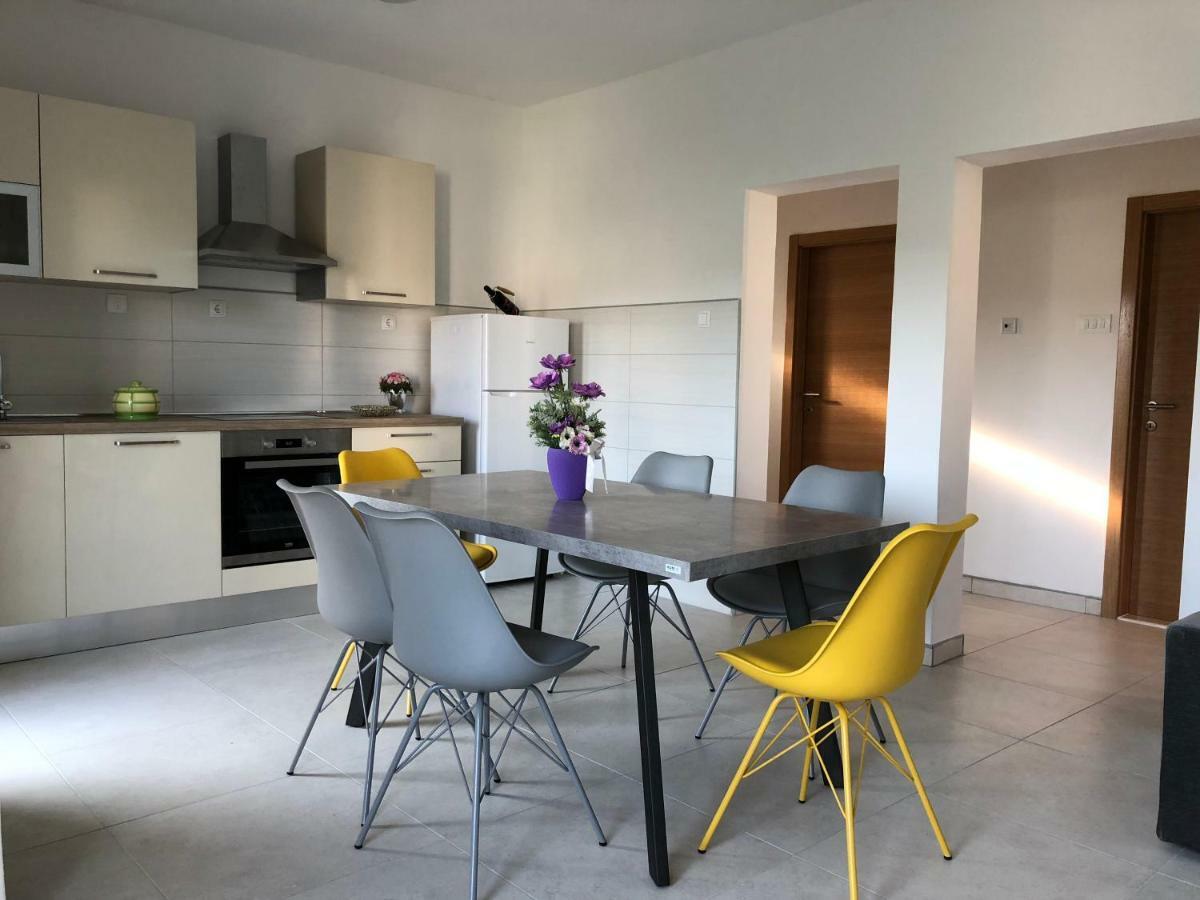 Apartments J&K Poljica  Εξωτερικό φωτογραφία